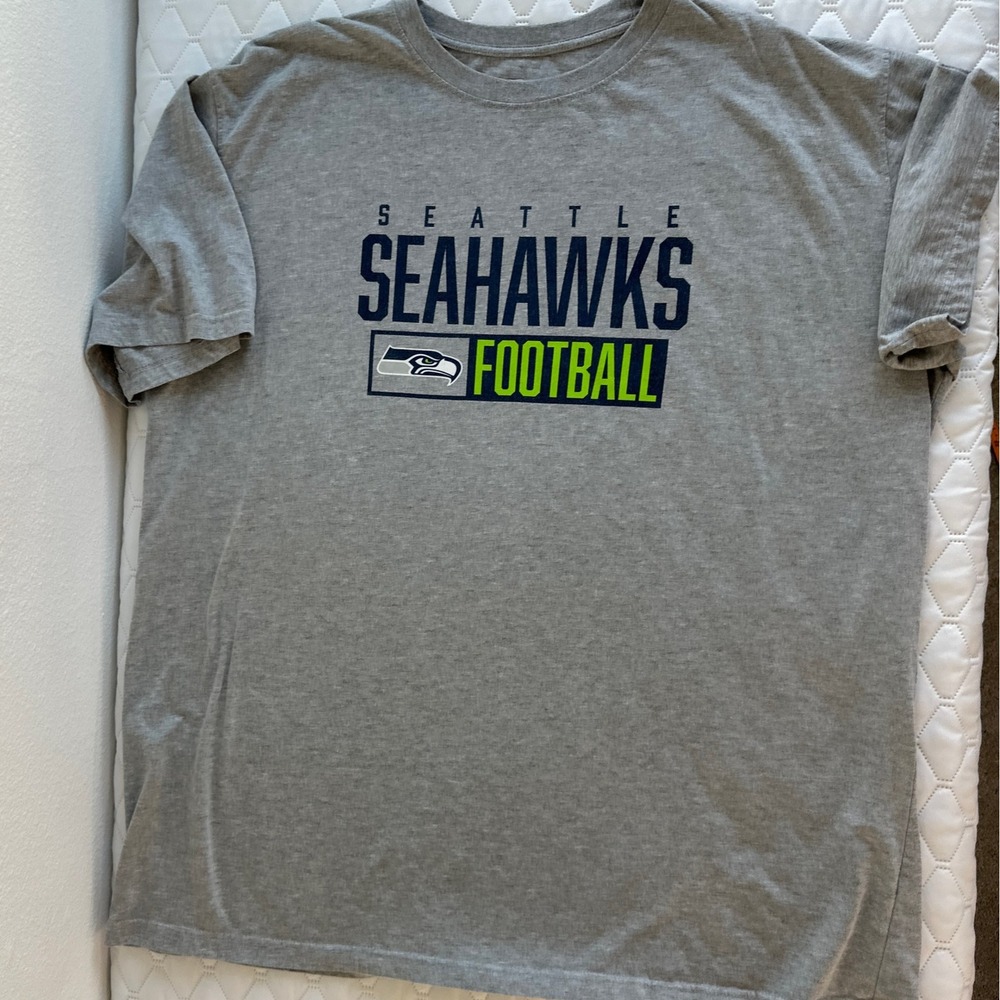 Fanatics Seattle Seahawks T-Shirt Mens 4XLT Gray Good NFL Football Graphic Tee